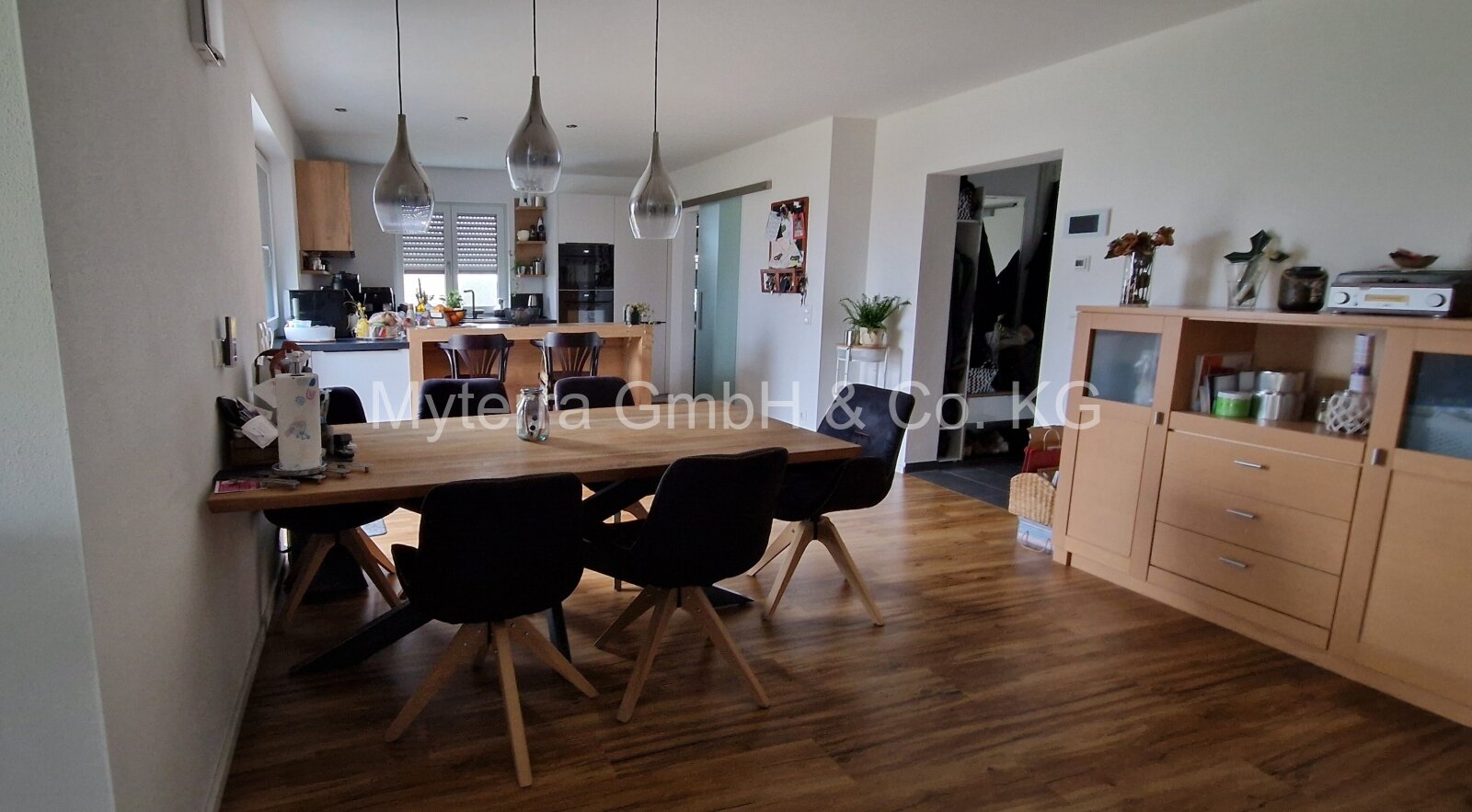 Raum für Ihre Ideen – Stilvolles Einfamilienhaus mit großem Grundstück