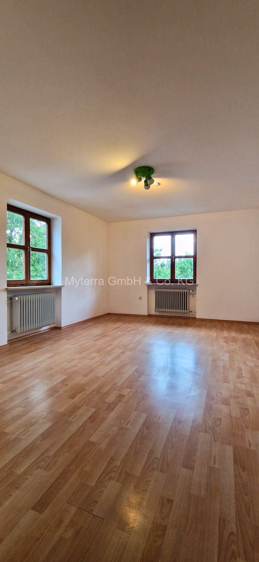 Moderne 3-Zimmer-Wohnung mit großem Balkon
