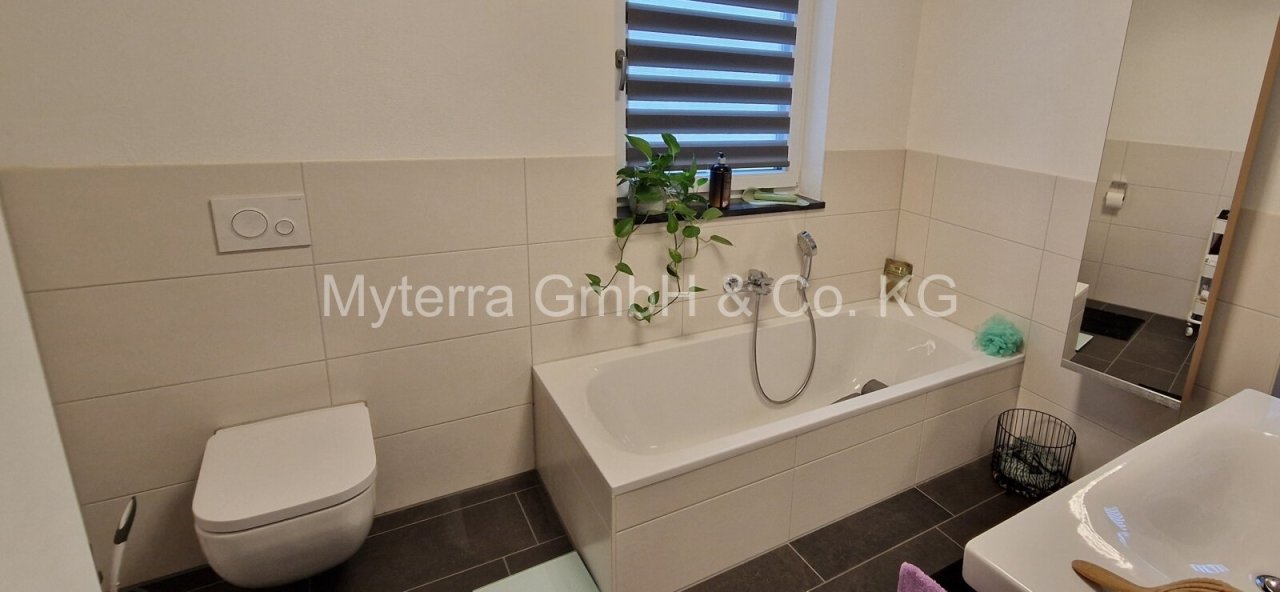 Whg 3 OG Badezimmer