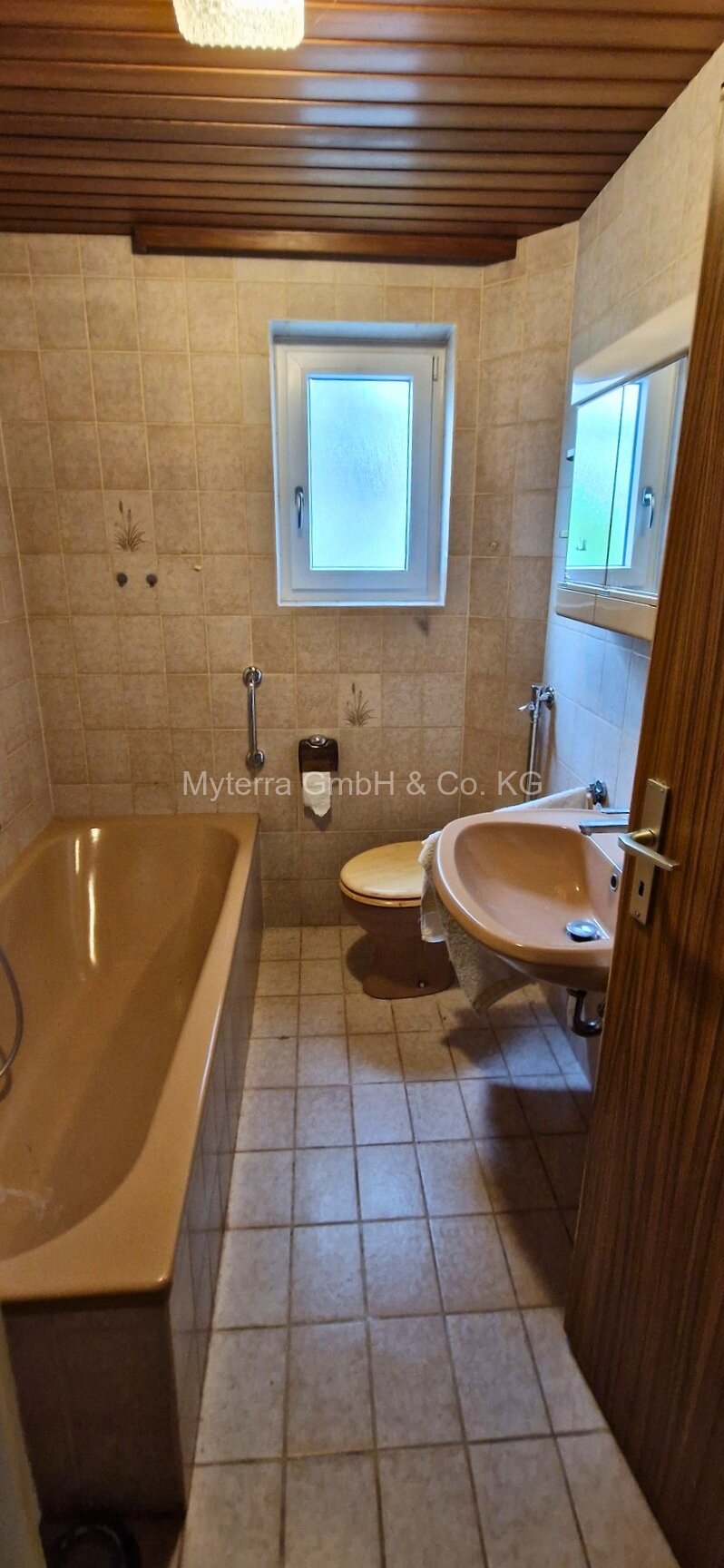 Badezimmer EG Badezimmer EG