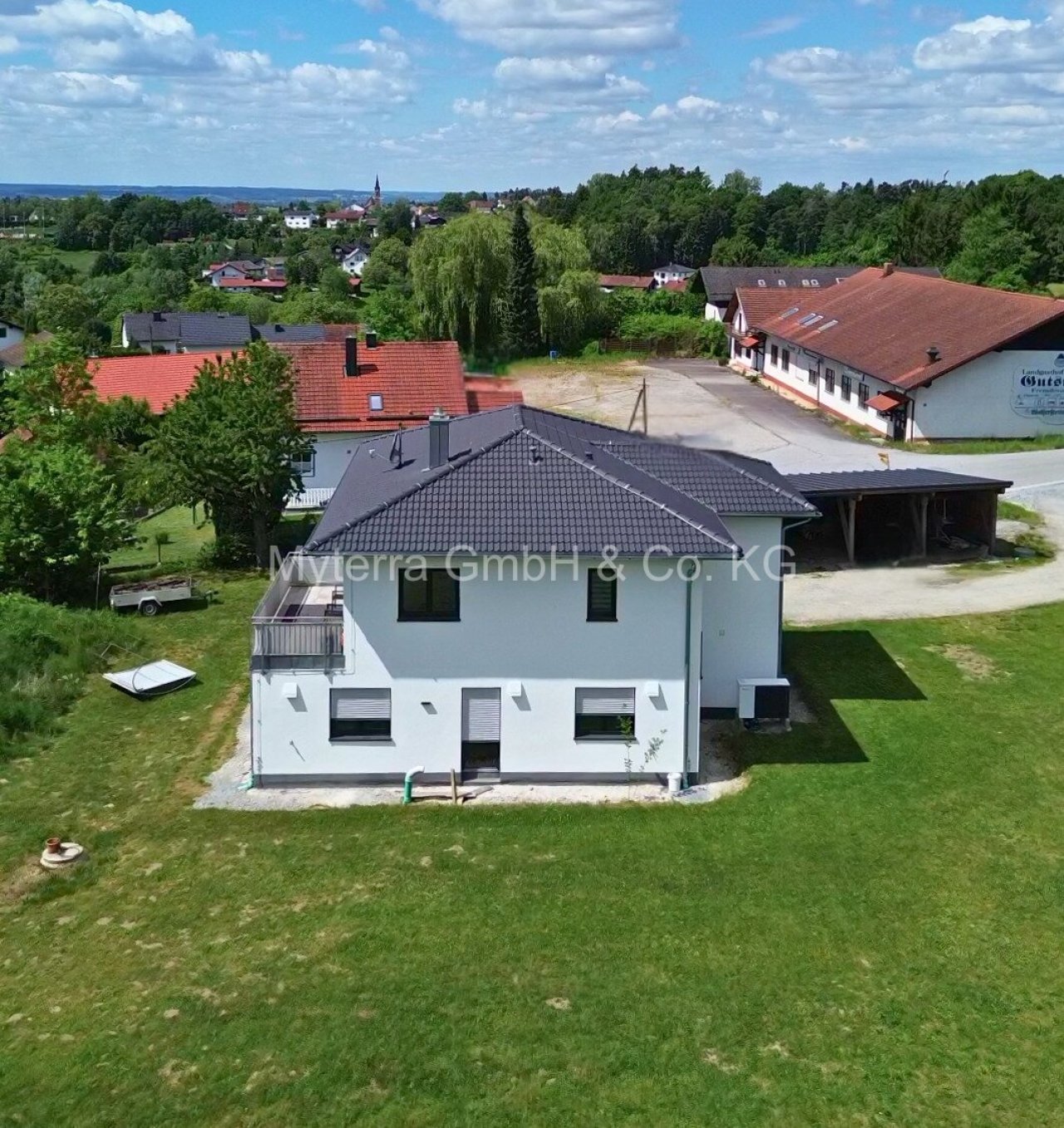 Großzügiges, grünes Grundstück (ca. 1.640 m²) mit weitem Blick Großzügiges, grünes Grundstück (ca. 1.640 m²) mit weitem Blick